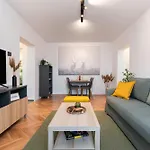 The Cozy Deer Apartment